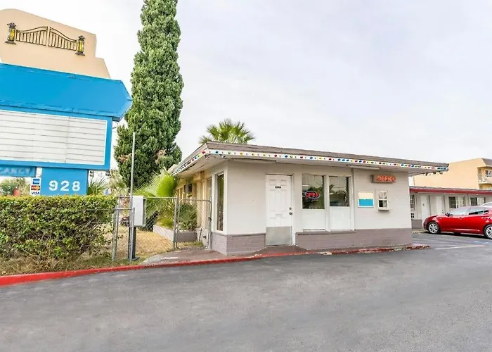 Oyo Gateway Motel Las Vegas North Strip/Fremont St. Area